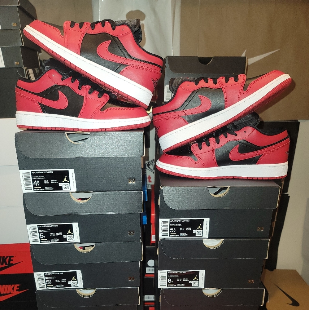 Jordan 1 Lows reverse breds GS